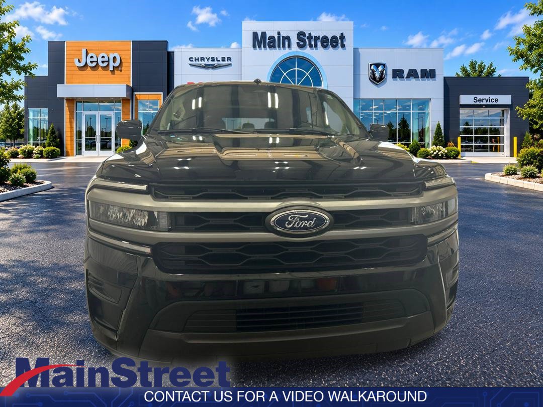 Used 2024 Ford Expedition XLT AWD/4WD image 8