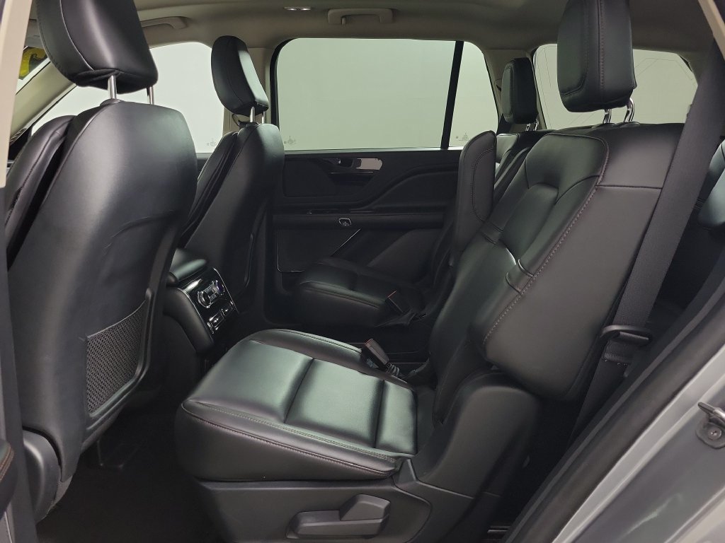 Certified 2024 Lincoln Aviator 2WD w/ Premium Package image 13