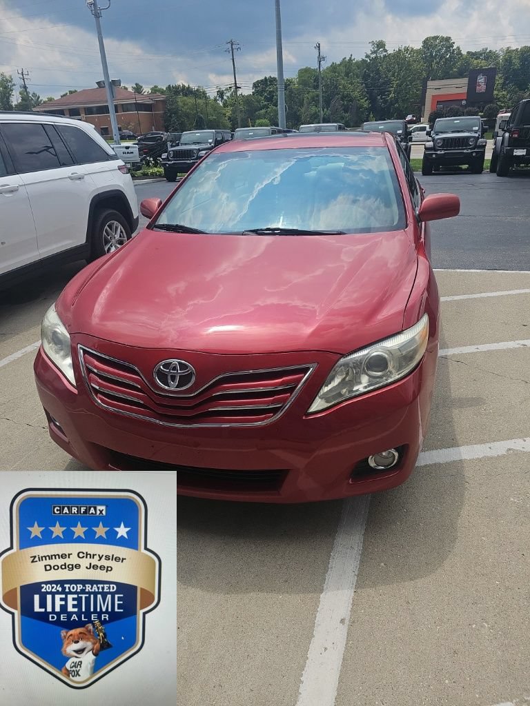 Used 2011 Toyota Camry XLE w/ XLE Extra-Value Pkg #2