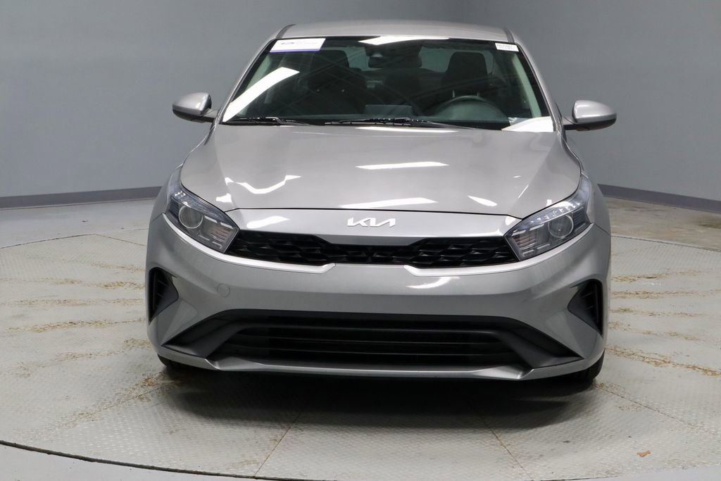 Used 2022 Kia Forte LXS FWD image 5