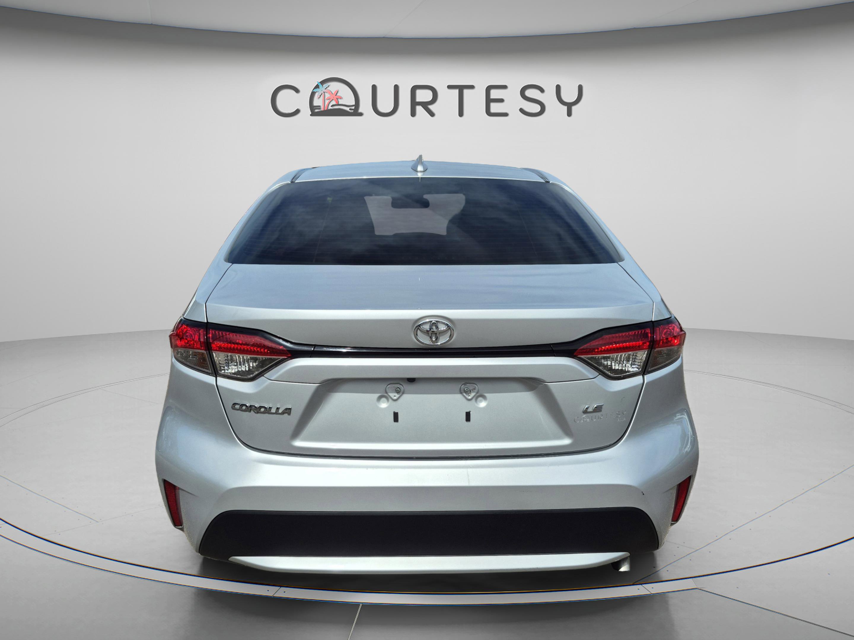 Used 2021 Toyota Corolla LE FWD image 4