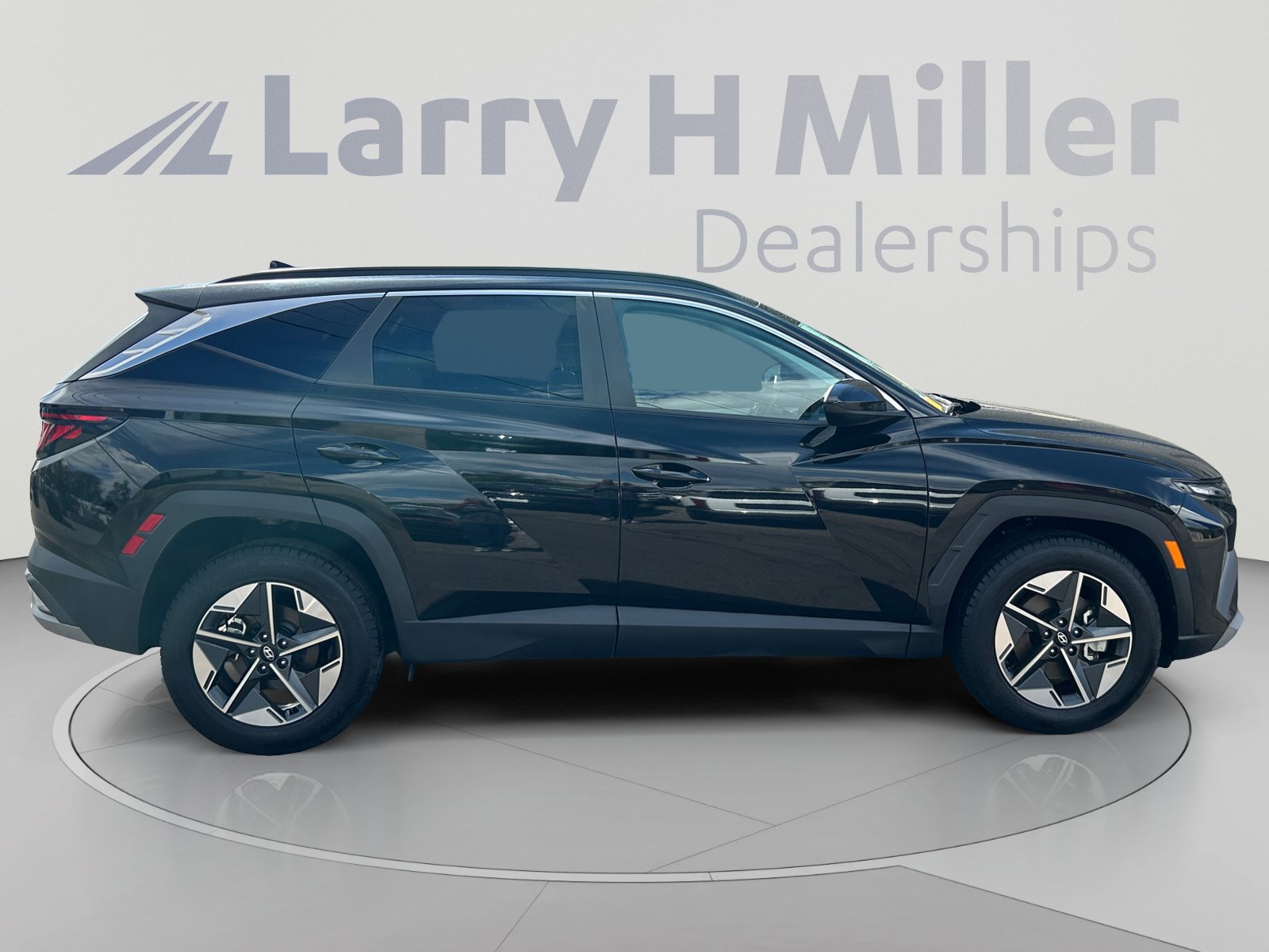 Used 2025 Hyundai Tucson SEL AWD/4WD image 7