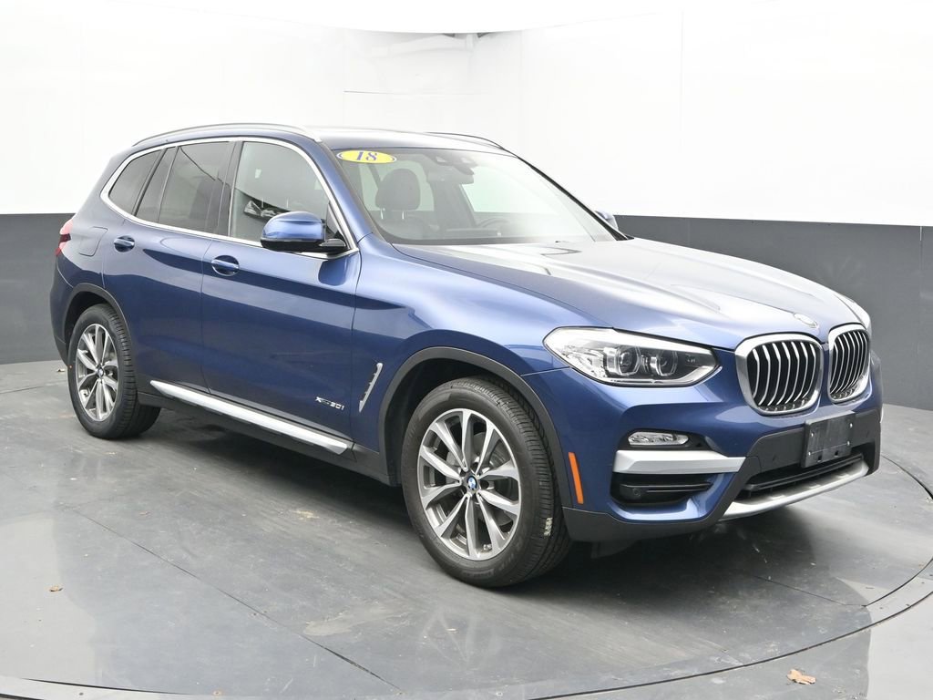Used 2018 BMW X3 xDrive30i AWD/4WD image 3