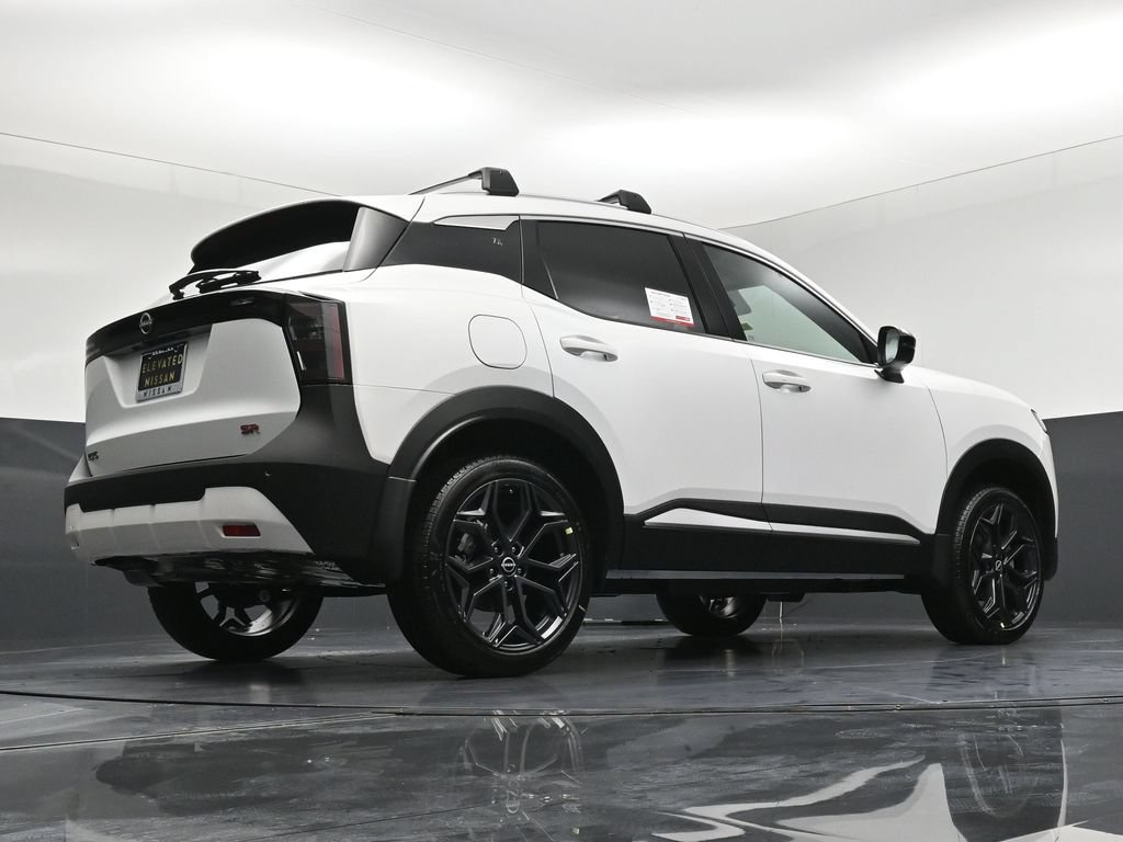 New 2026 Nissan Kicks SR w/ Cold Weather Package FWD image 28