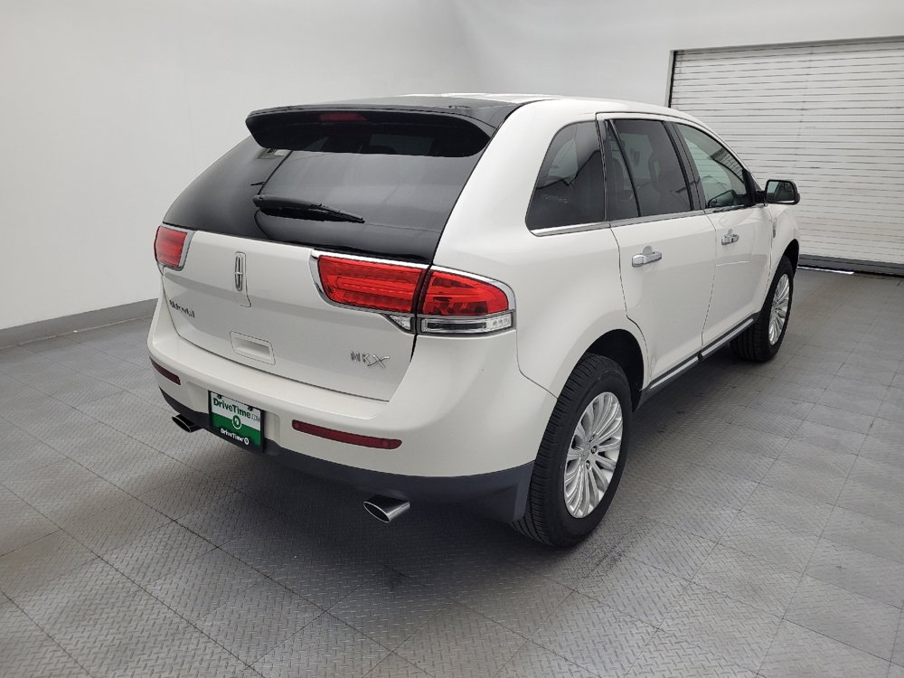 Used 2014 Lincoln MKX FWD image 9