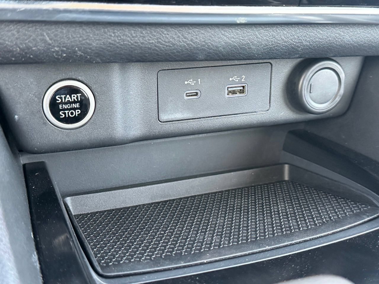 Certified 2022 Nissan Rogue SV FWD image 19