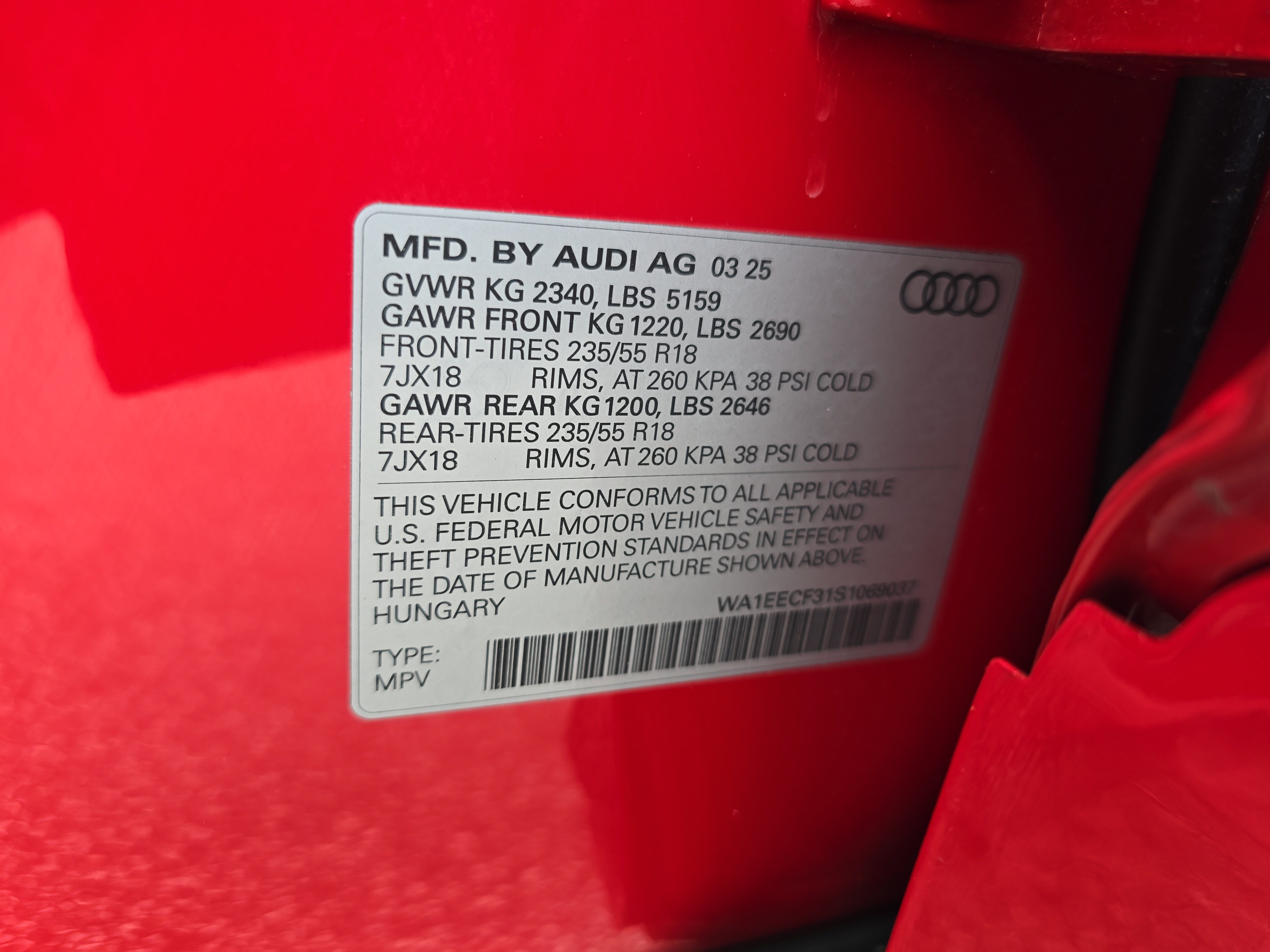 Certified 2025 Audi Q3 2.0T Premium Plus w/ Premium Plus Package AWD/4WD image 32