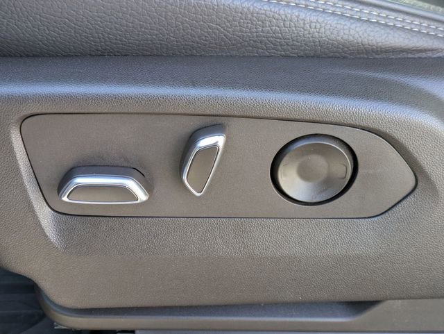 Used 2022 GMC Yukon Denali image 15