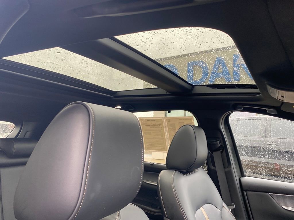 Certified 2025 MAZDA CX-70 Plug-In Hybrid w/ Premium Plus image 21