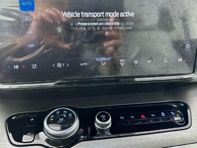 New 2027 Ford Expedition Platinum AWD/4WD image 16