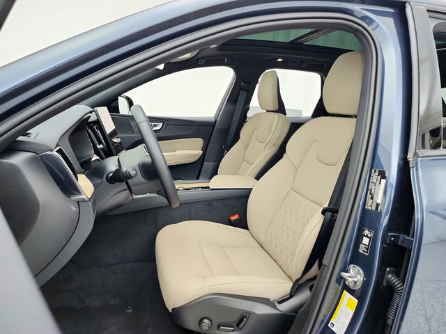 New 2026 Volvo XC60 B5 Plus w/ Climate Package image 21