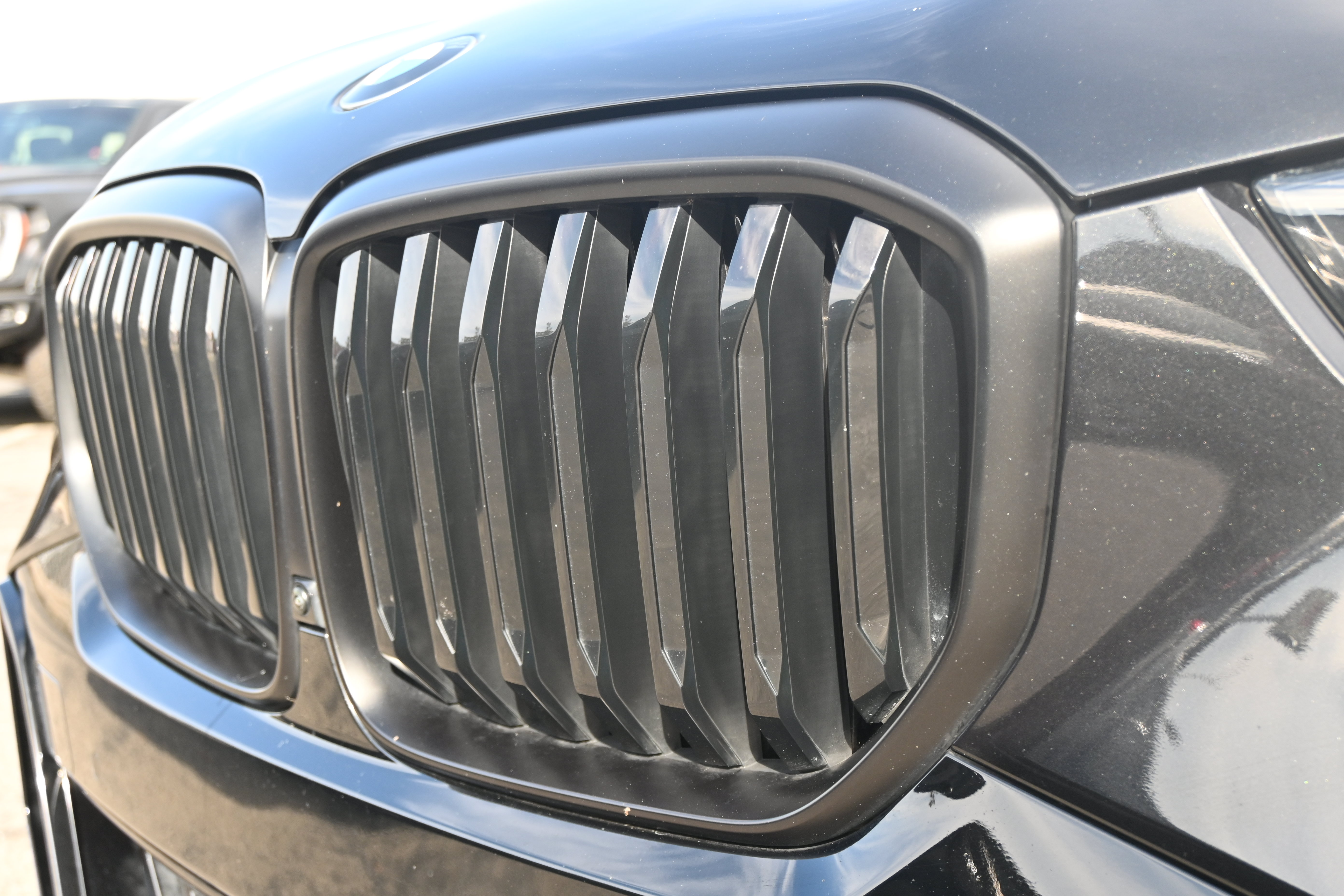 Used 2024 BMW X5 xDrive40i w/ M Sport Package AWD/4WD image 34