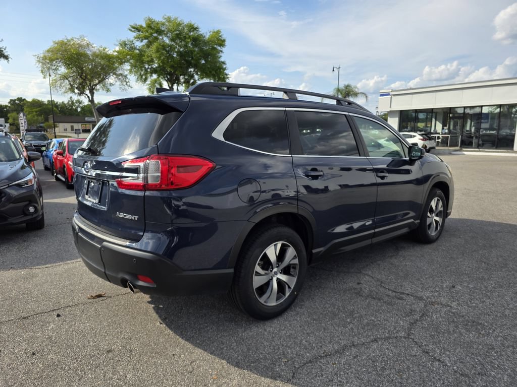 Certified 2025 Subaru Ascent Premium AWD/4WD image 3