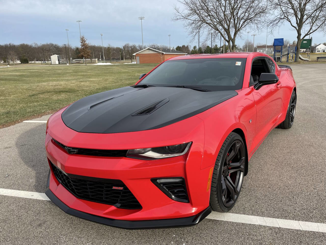 Used 2018 Chevrolet Camaro SS image 3