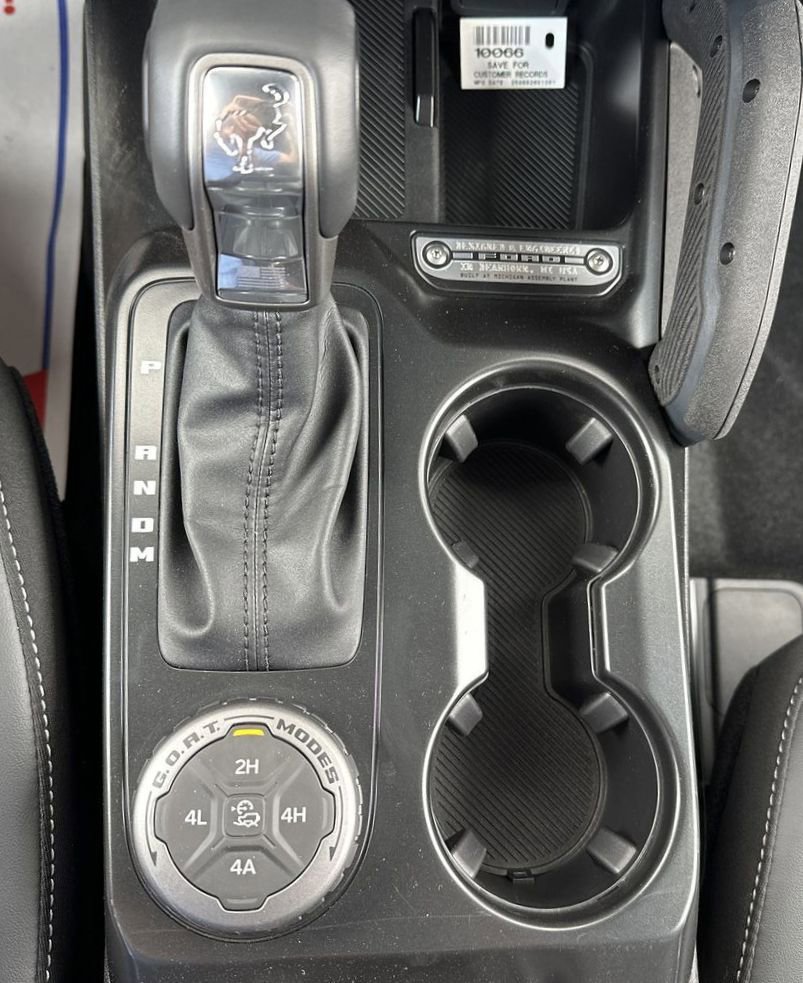 New 2025 Ford Bronco Outer Banks w/ Sasquatch Package image 16