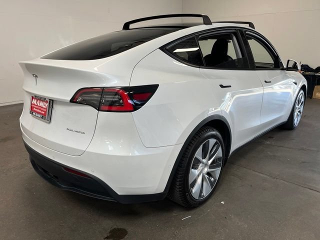 Used 2020 Tesla Model Y Long Range AWD/4WD image 3
