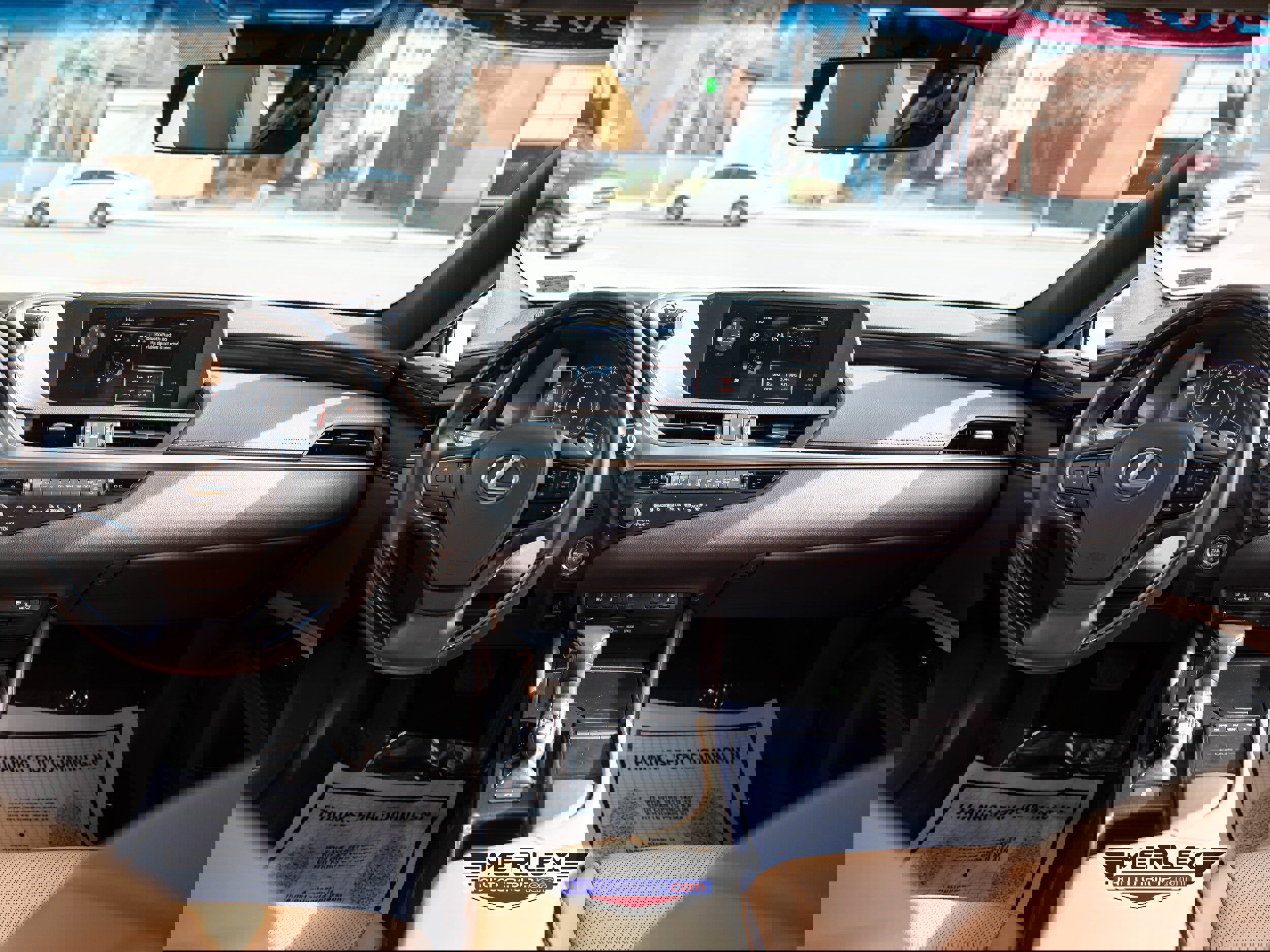 Used 2019 Lexus ES 350 Premium w/ Premium Package image 14