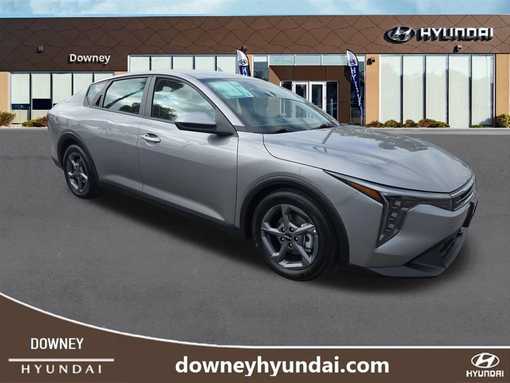 Used 2025 Kia K4 FWD image 7