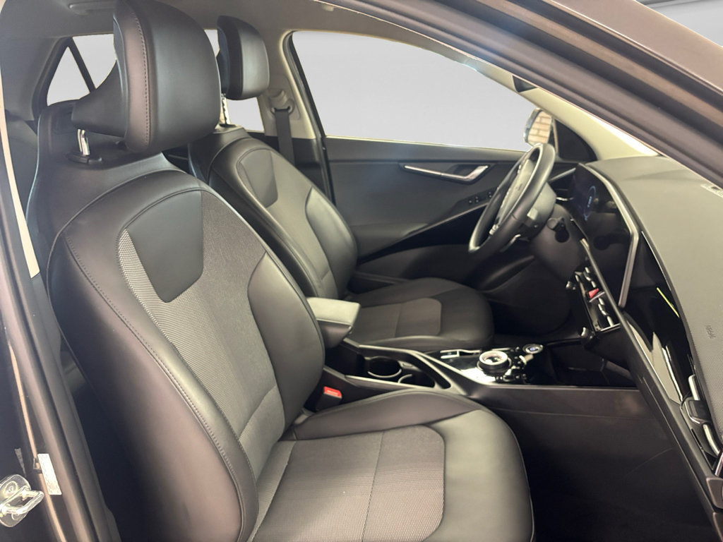 Used 2023 Kia Niro Wind FWD image 17