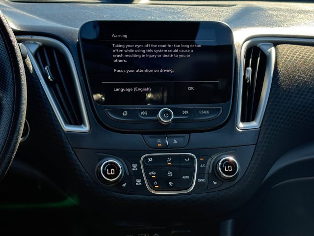 Used 2023 Chevrolet Malibu LT FWD image 18