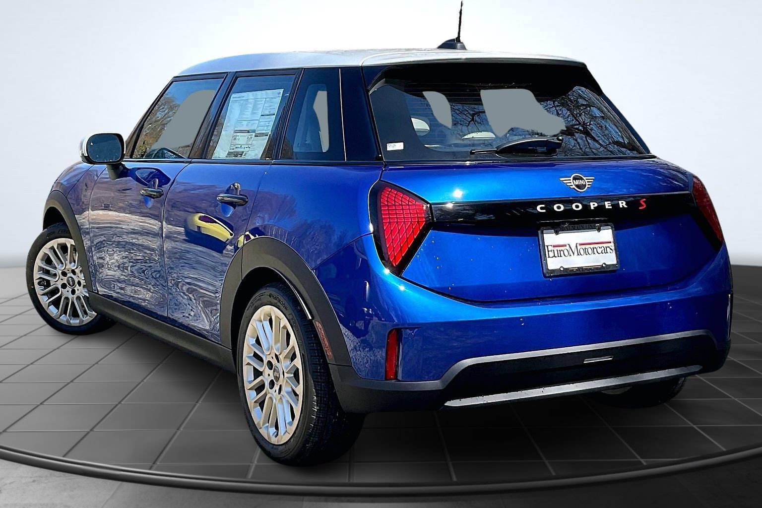 New 2026 MINI Cooper S image 3