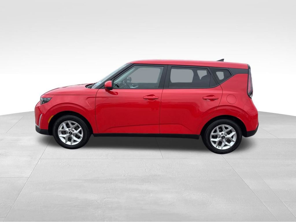 Used 2023 Kia Soul LX w/ Option Group 015 image 12