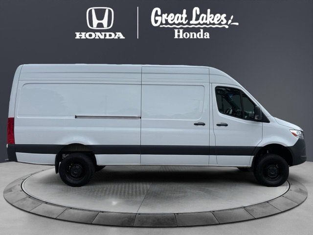 Used 2024 Mercedes-Benz Sprinter 2500 image 7