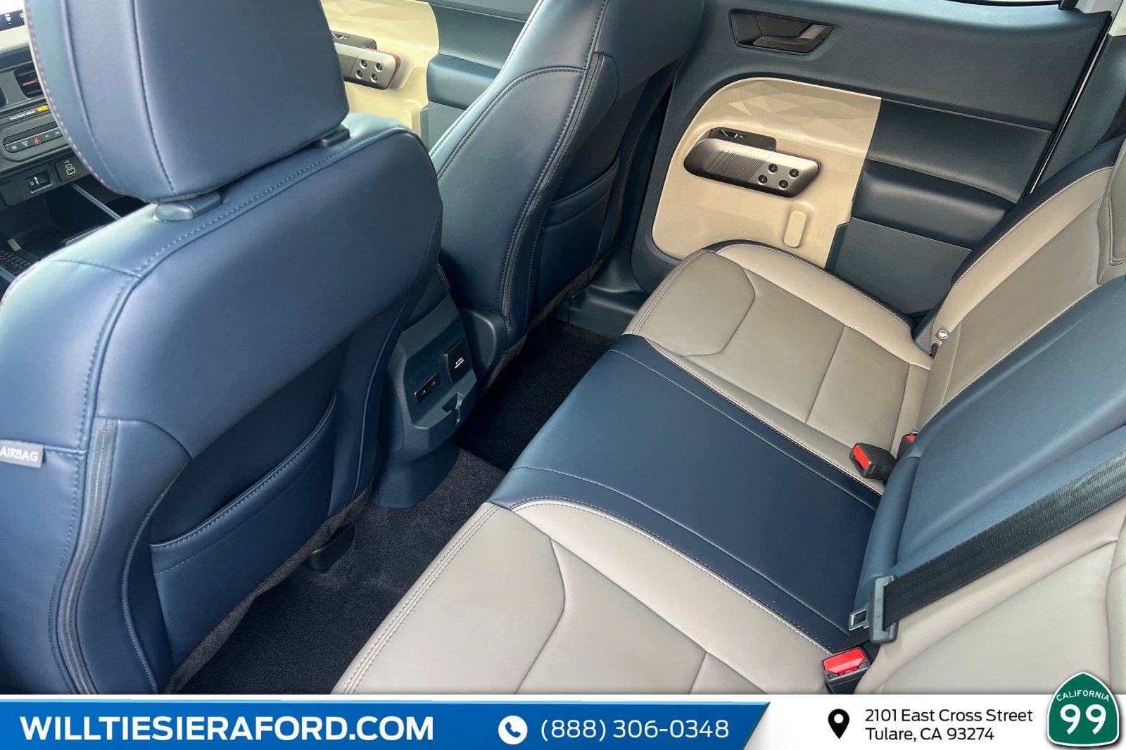 New 2025 Ford Maverick Lariat w/ 4K Tow Package image 13