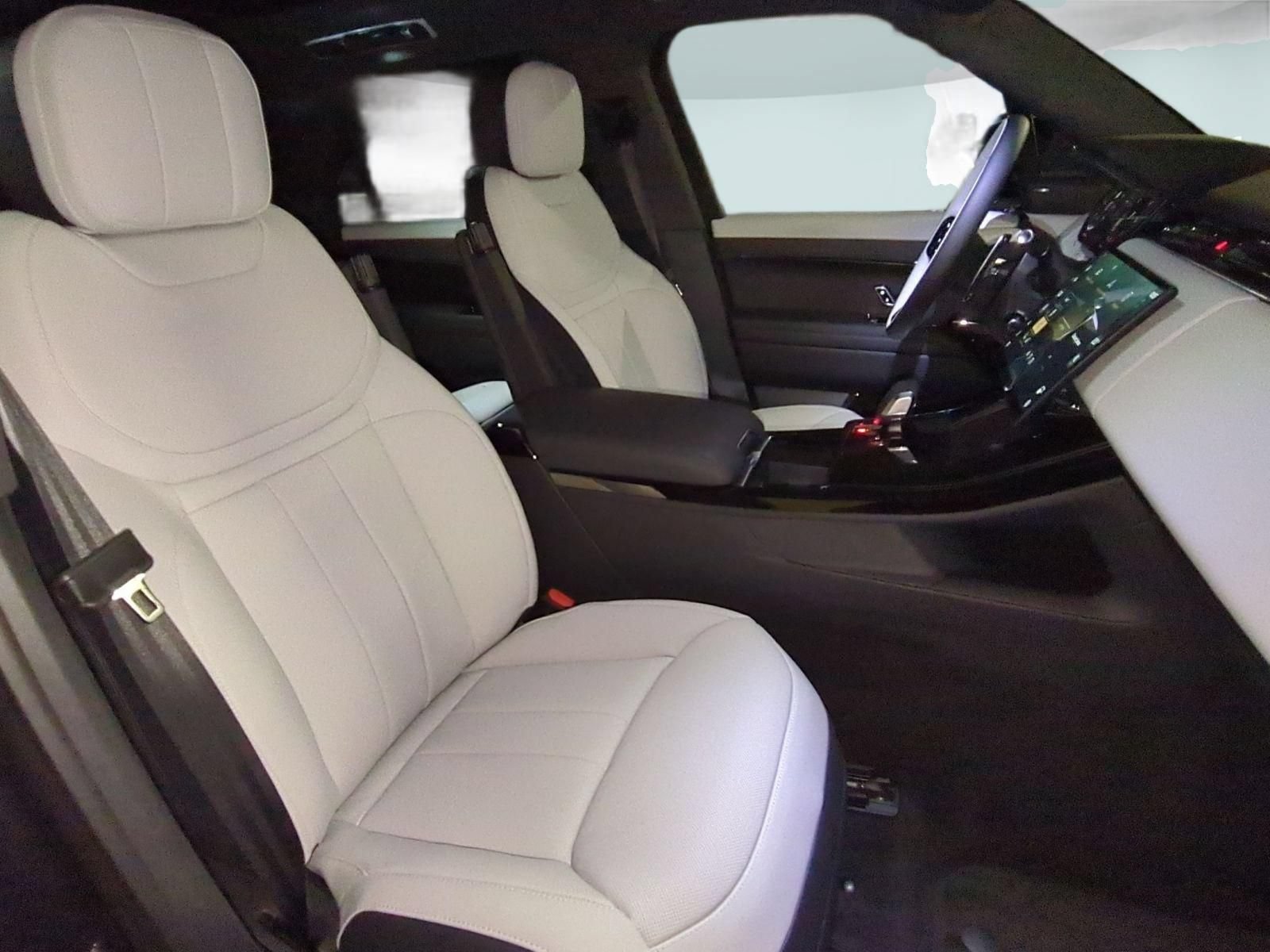 New 2026 Land Rover Range Rover Sport Dynamic SE AWD/4WD image 30