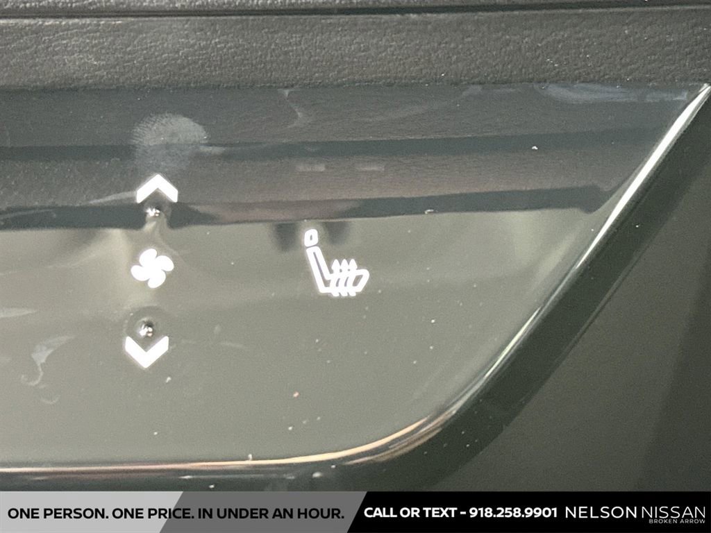 New 2026 Nissan Kicks SR w/ SR Premium Package FWD image 20