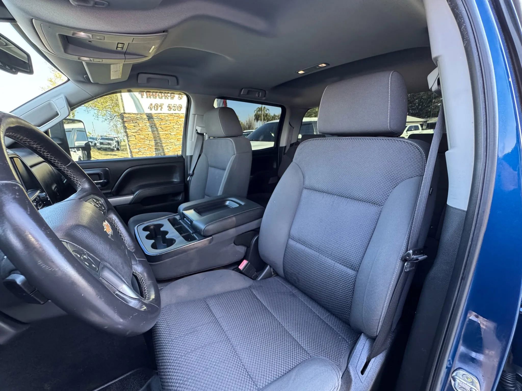 Used 2018 Chevrolet Silverado 2500 LT w/ LT Convenience Package AWD/4WD image 12