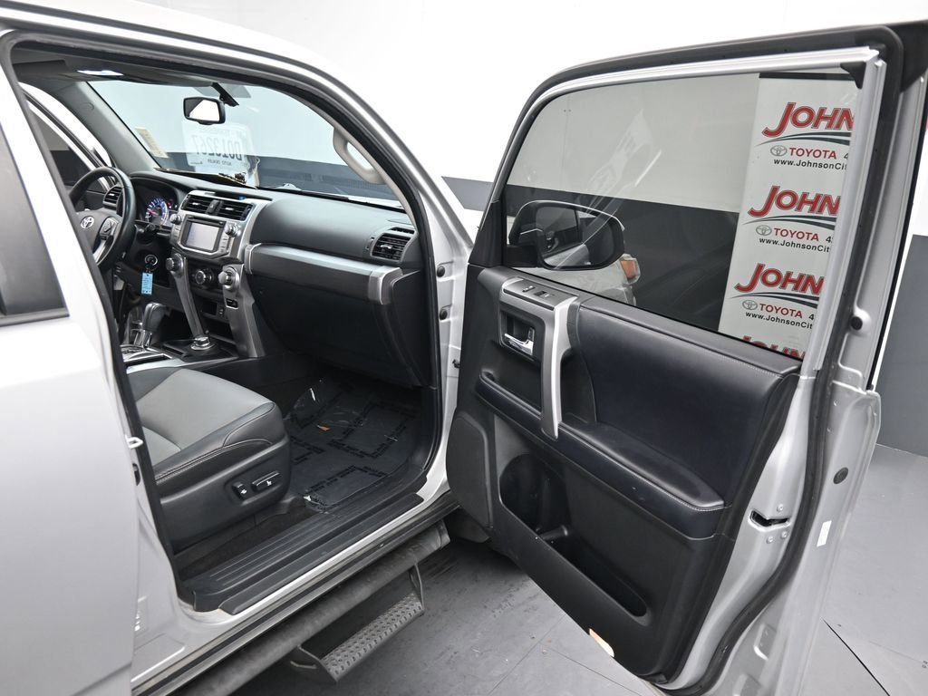 Used 2019 Toyota 4Runner SR5 Premium image 21