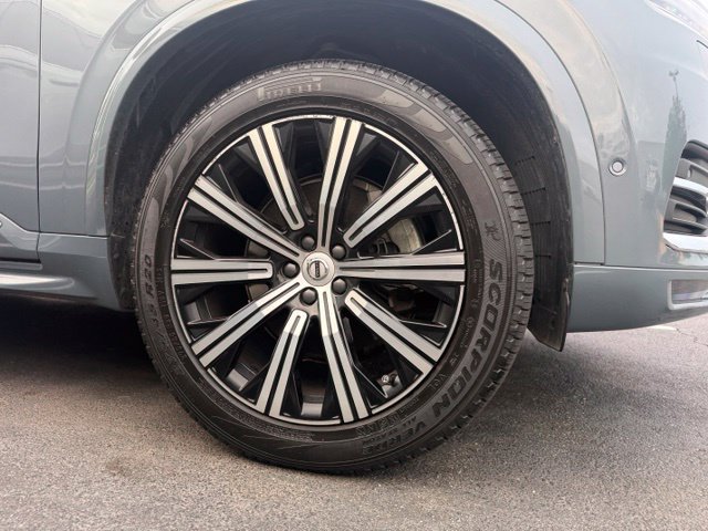 Certified 2023 Volvo XC90 B6 Plus w/ Protection Package Premier AWD/4WD image 5
