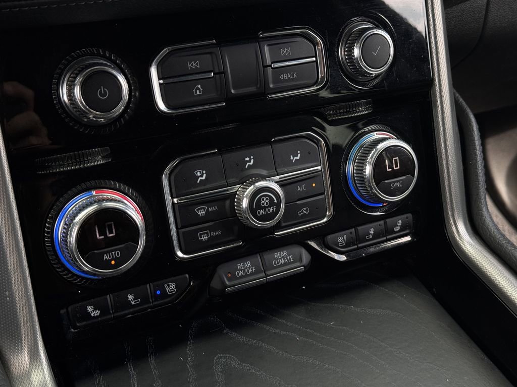 Used 2021 GMC Yukon Denali AWD/4WD image 21