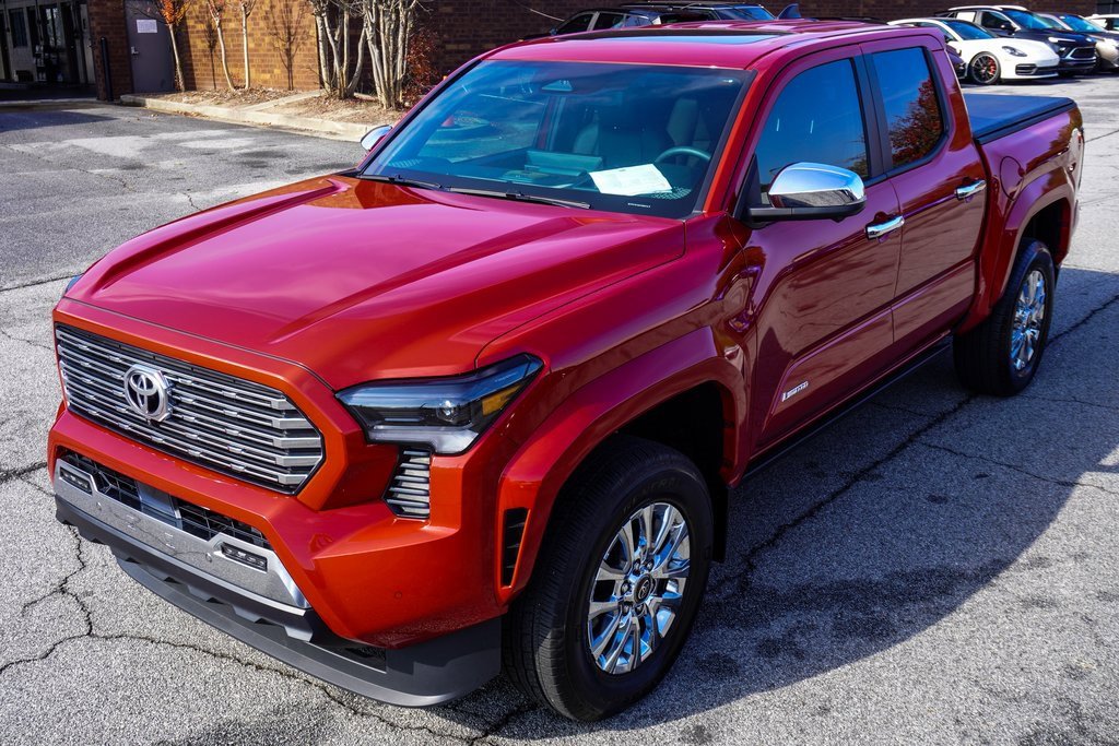 Used 2025 Toyota Tacoma Limited image 41