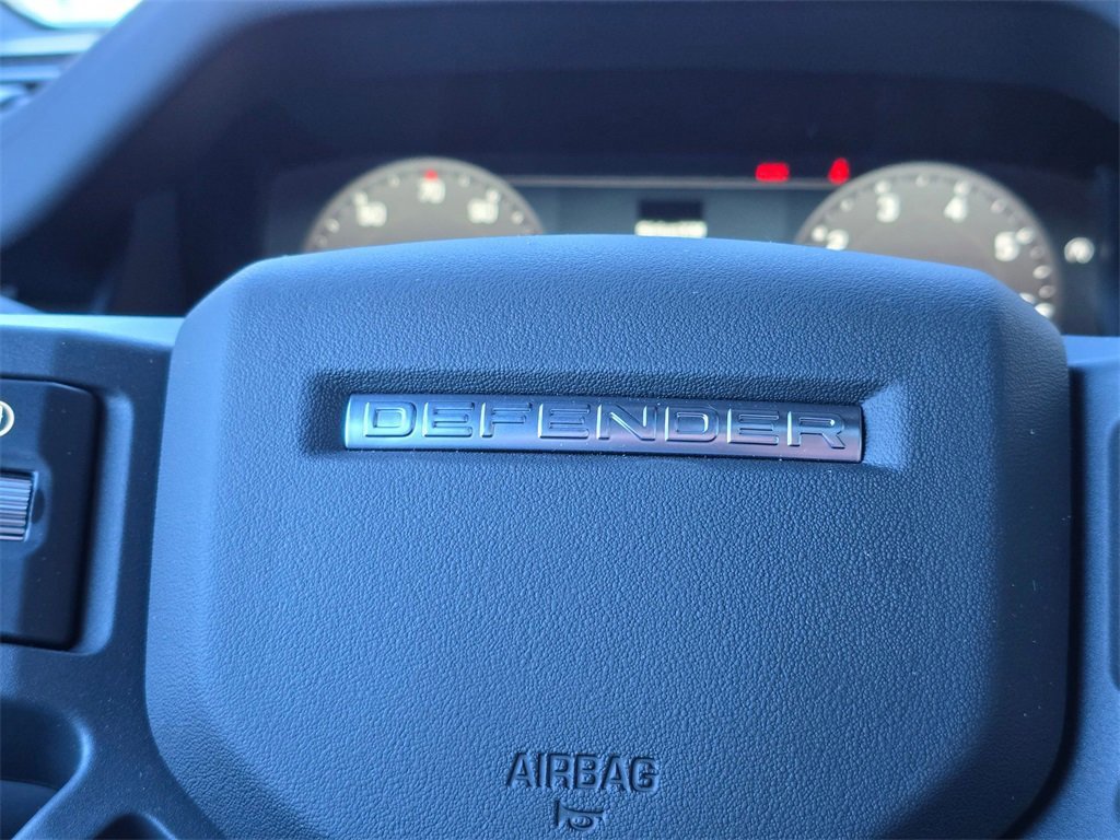 New 2025 Land Rover Defender 90 S image 19