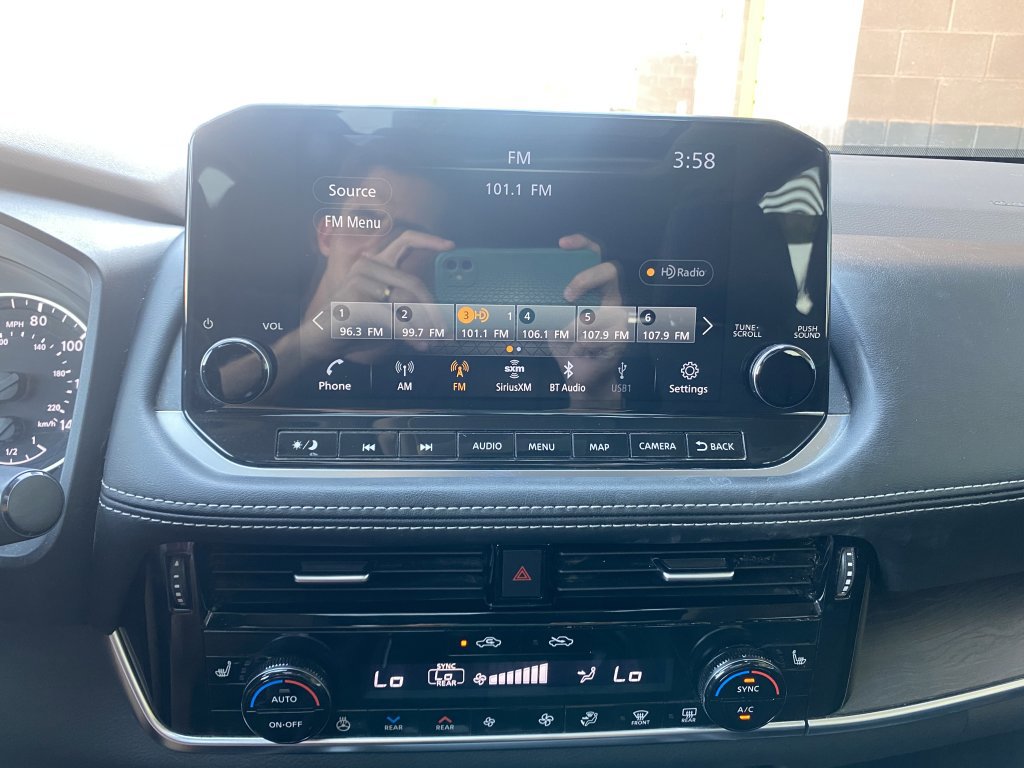 Used 2021 Nissan Rogue SL w/ Premium Package image 39