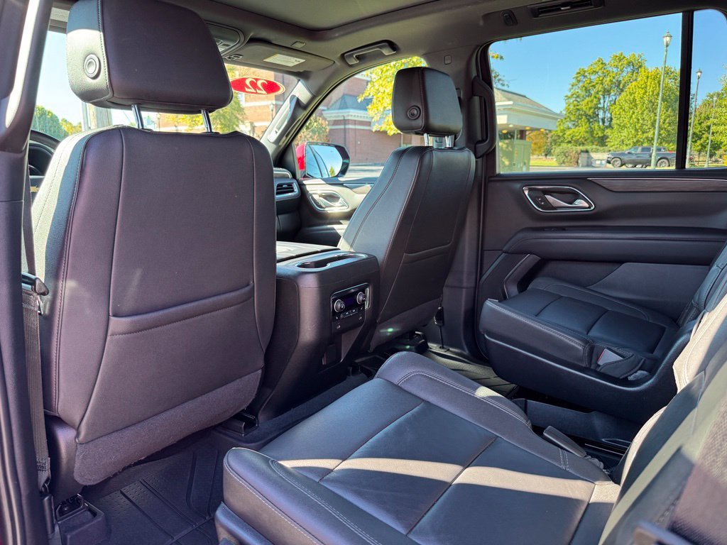 Certified 2022 Chevrolet Tahoe LT w/ LT Signature Package AWD/4WD image 17