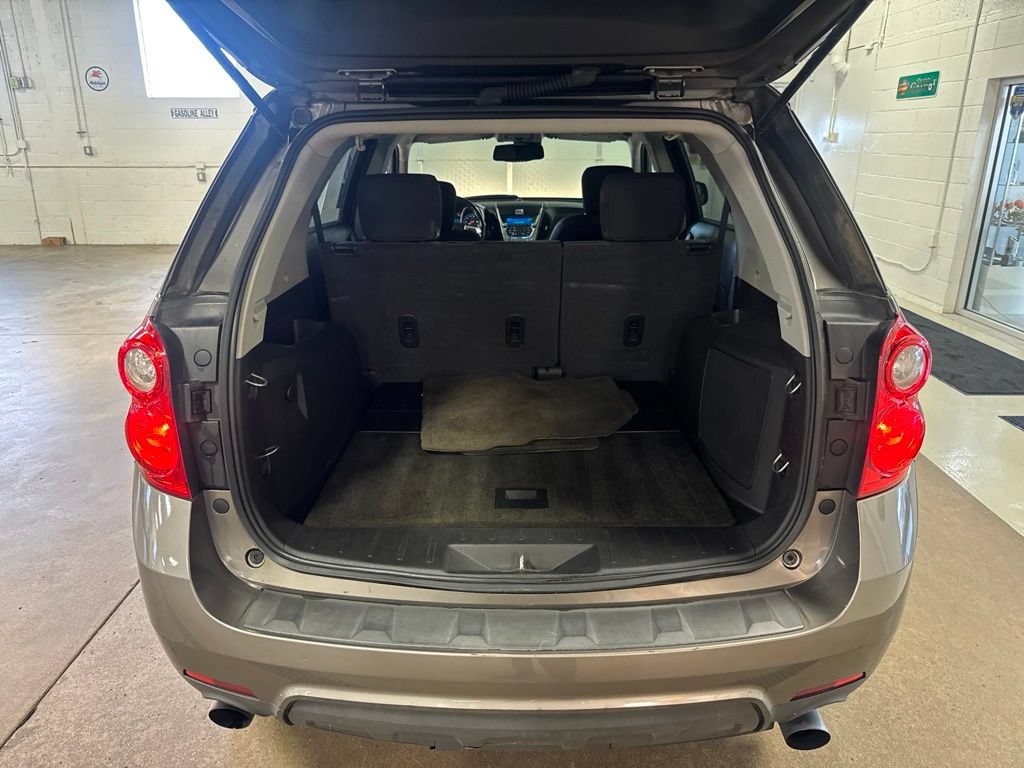 Used 2011 Chevrolet Equinox LT w/ Driver Convenience Package FWD image 5