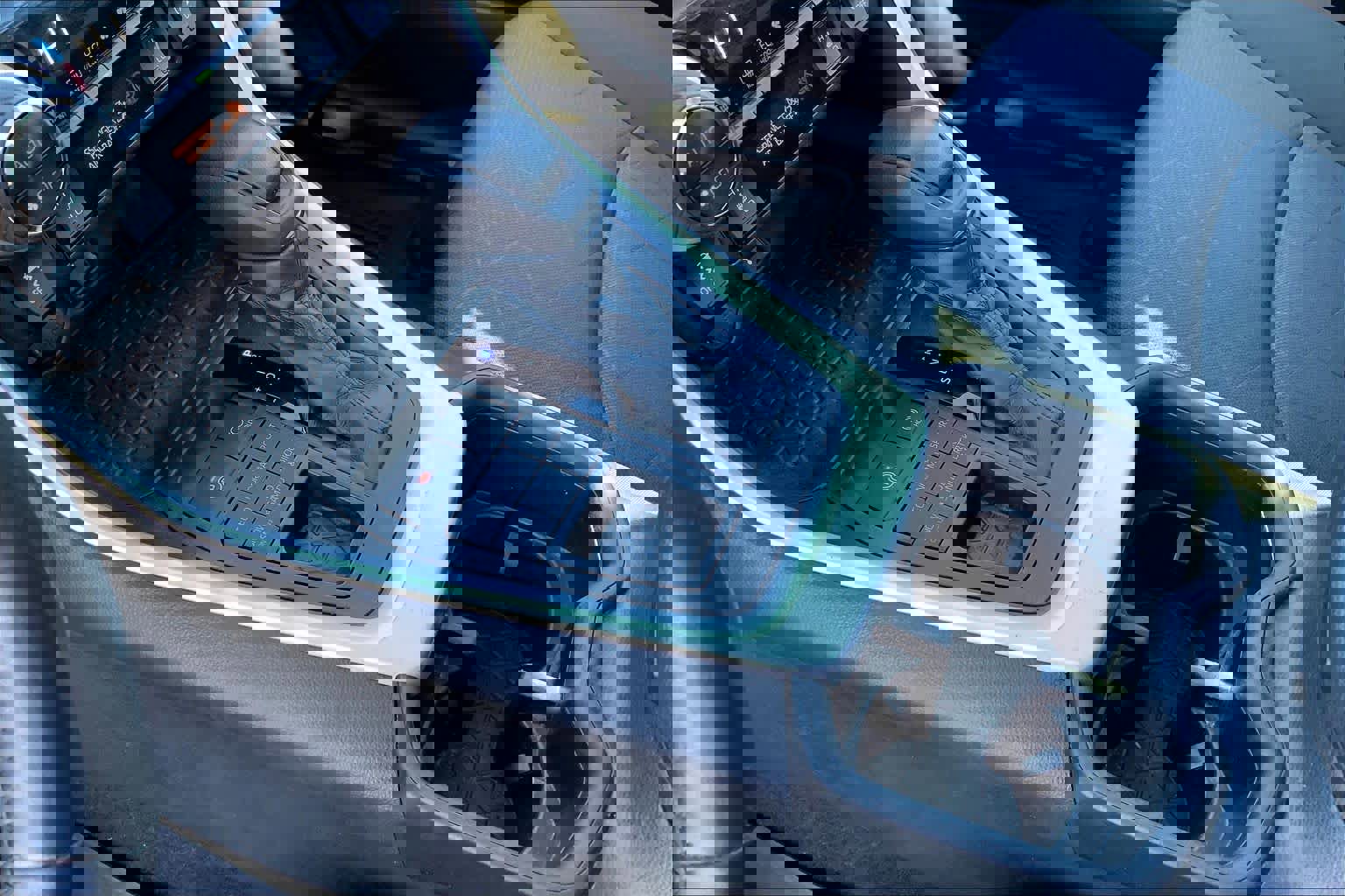 Used 2022 Toyota RAV4 XLE w/ Convenience Package AWD/4WD image 17