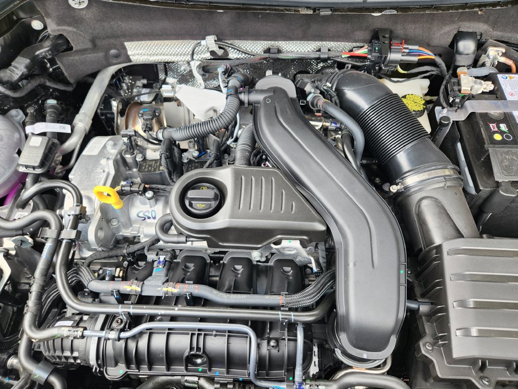 New 2026 Volkswagen Taos SEL AWD/4WD image 19