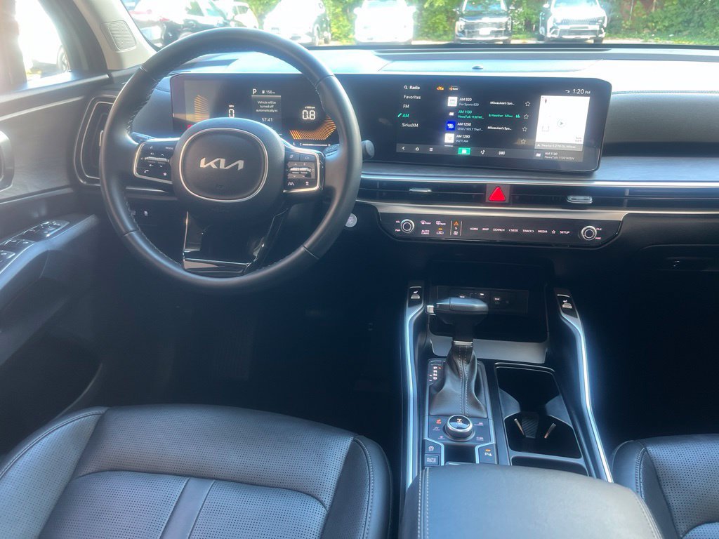 Certified 2024 Kia Sorento X-Line EX AWD/4WD image 18
