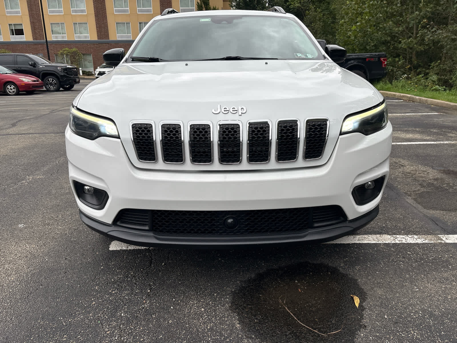 Used 2022 Jeep Cherokee Latitude Lux w/ Sun & Sound Group