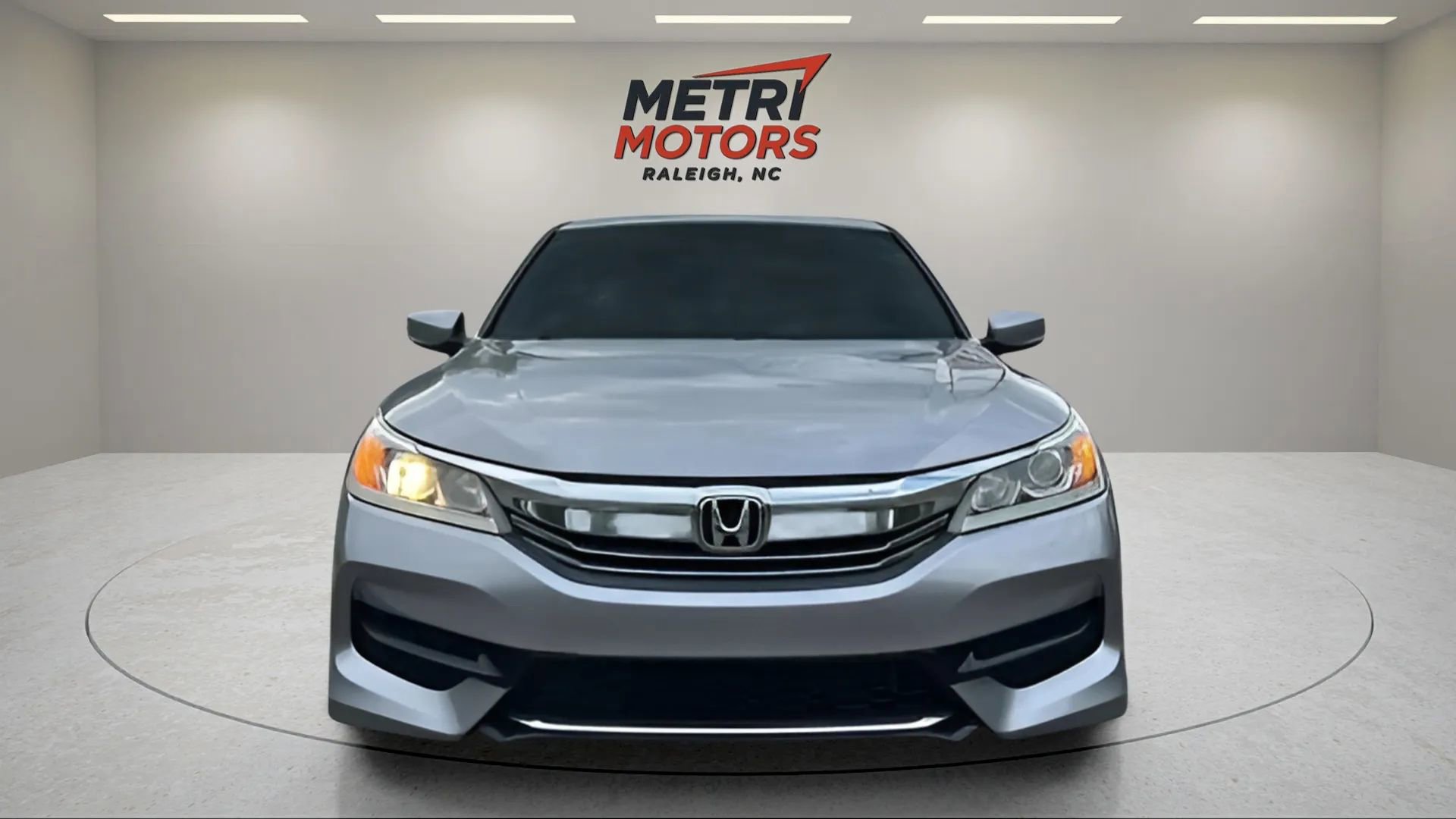 Used 2017 Honda Accord LX image 4