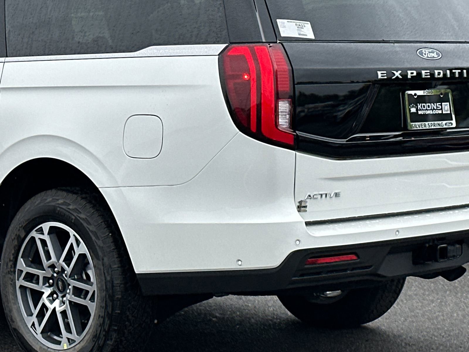 New 2025 Ford Expedition Max Active image 7