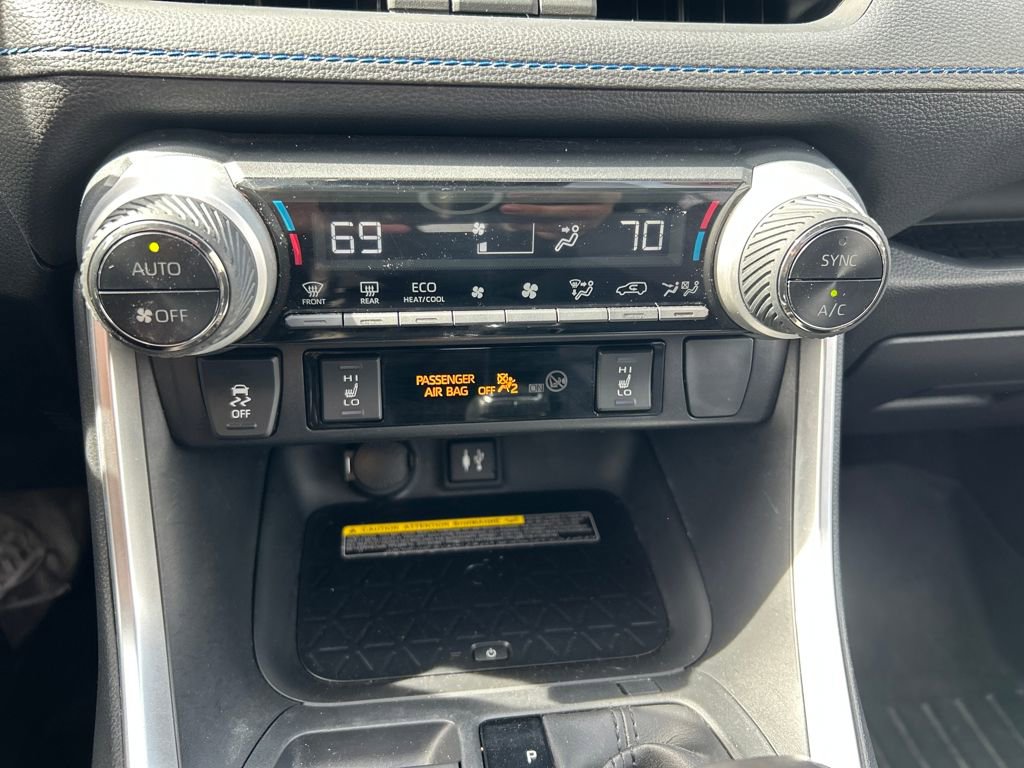 Certified 2019 Toyota RAV4 XSE image 30