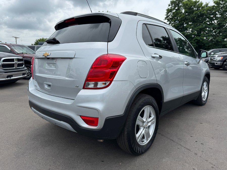 Used 2019 Chevrolet Trax LT w/ LT Convenience Package image 5