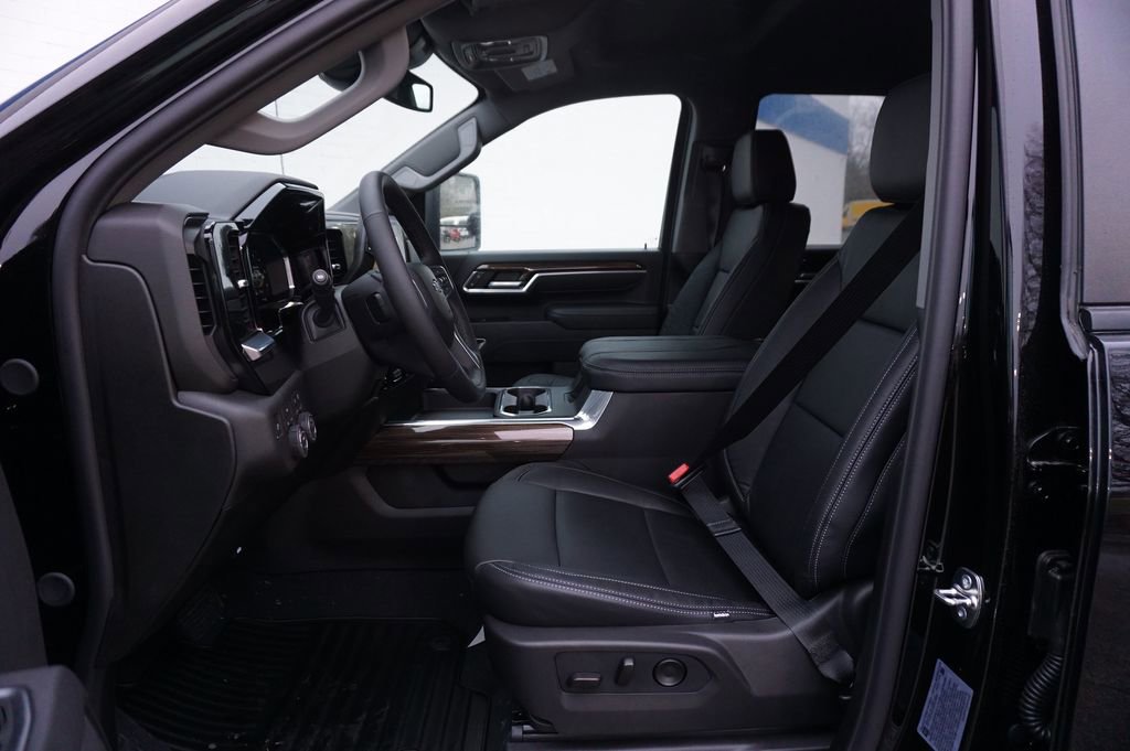 New 2026 Chevrolet Silverado 2500 LT w/ Trail Boss Package image 9