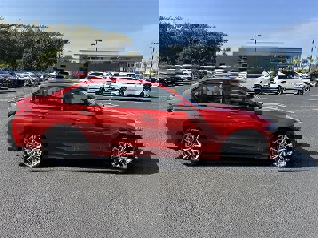 Used 2023 BMW 330i Sedan image 8