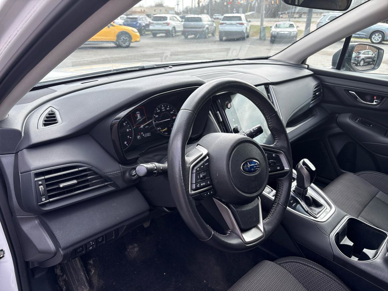 Used 2024 Subaru Outback Premium AWD/4WD image 7